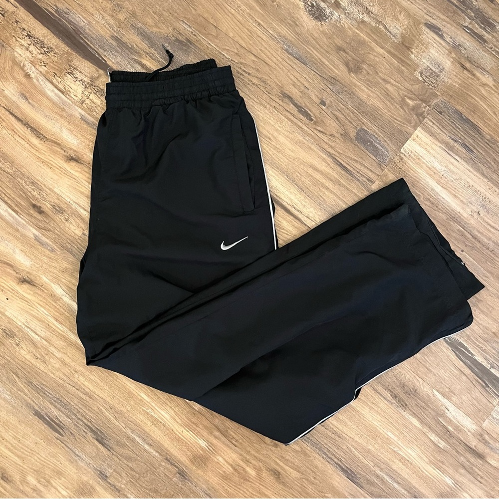 Vintage Mens Nike dri fit windbreaker pants sz XL black white